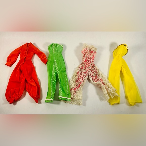 Vintage Barbie & Francie (possibly others) Coats & Pant Suits 60’s / 70’s - Picture 5 of 6